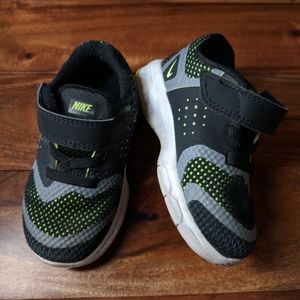 Little Boys Nike Shoes